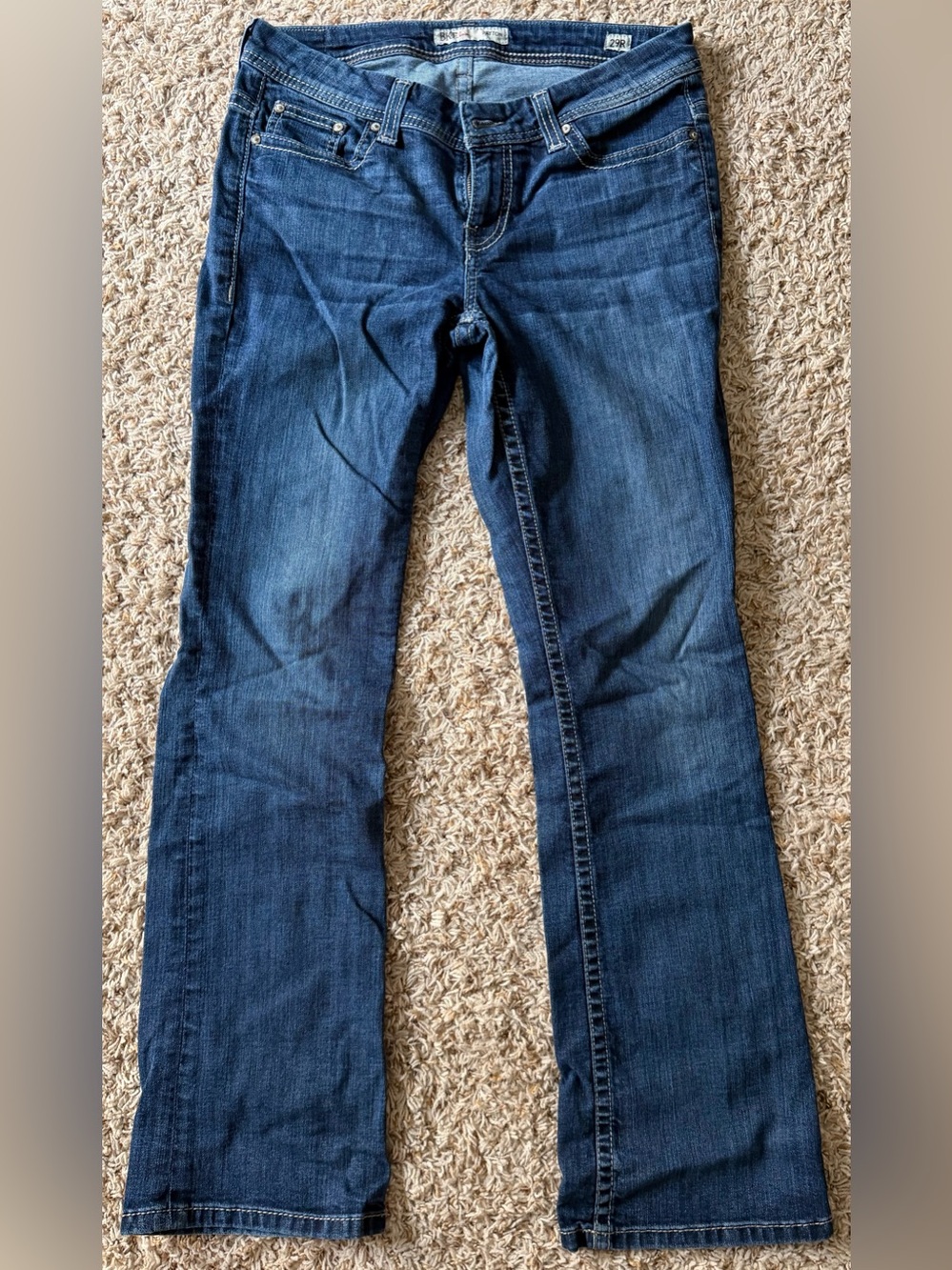 Buckle Women's Dark Blue Flare Jeans 29*31.5